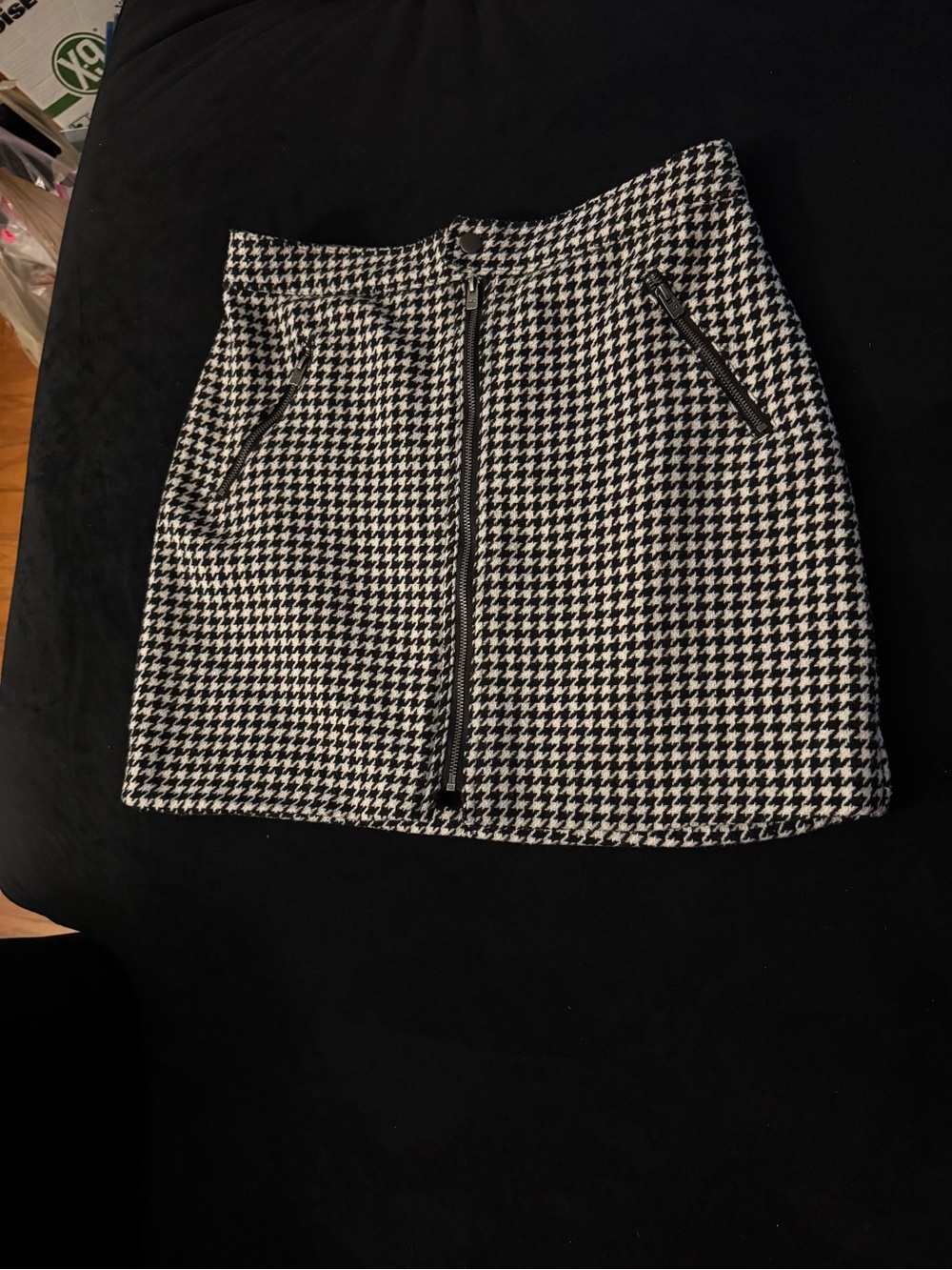 Hollister Ultra High-Rise Houndstooth Mini Skirt